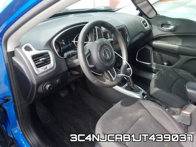 3C4NJCAB1JT439037 фото 6
