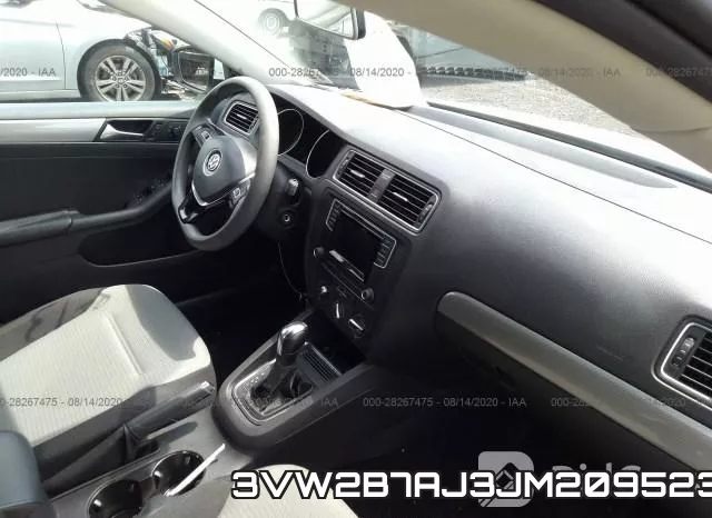 3VW2B7AJ3JM209523 фото 6
