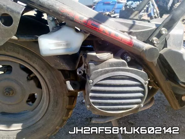 JH2AF5811JK602142 фото 8