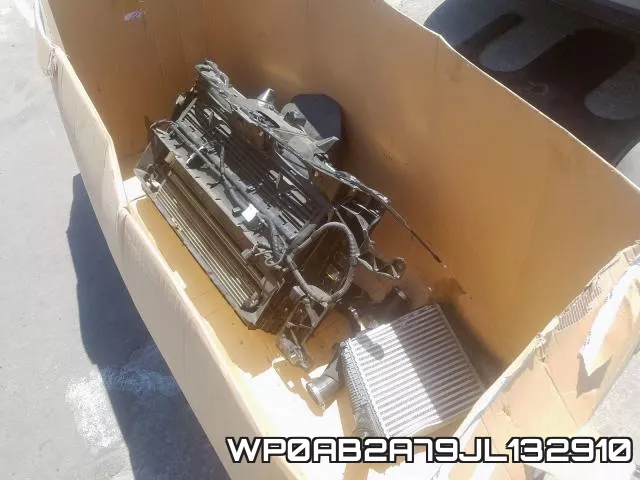 WP0AB2A79JL132910 фото 10