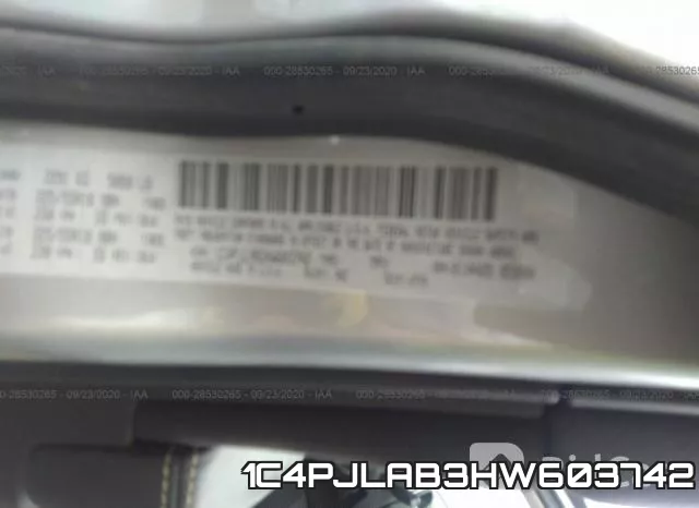 1C4PJLAB3HW603742 фото 10