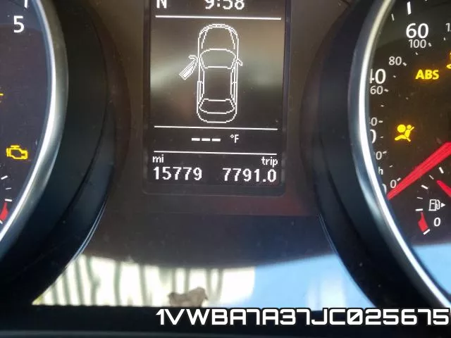 1VWBA7A37JC025675 фото 9