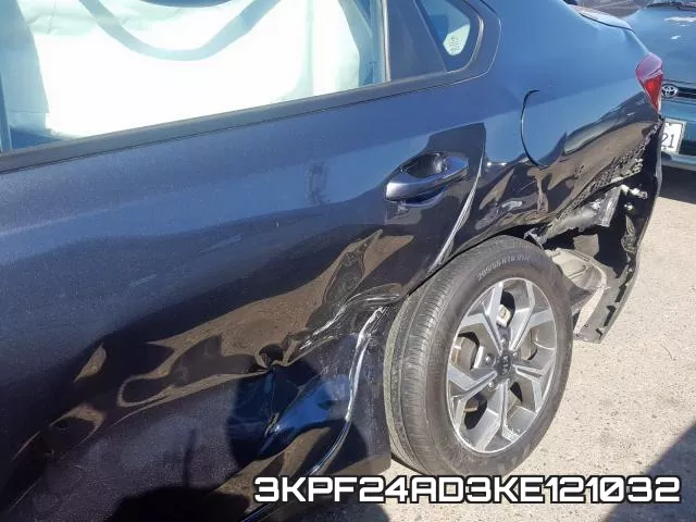 3KPF24AD3KE121032 фото 10