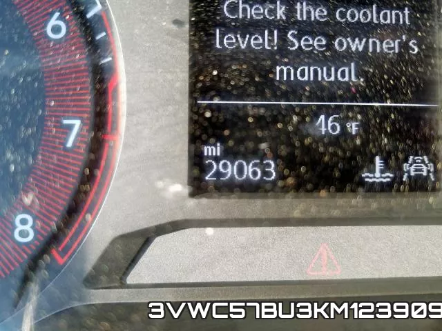 3VWC57BU3KM123909 фото 9