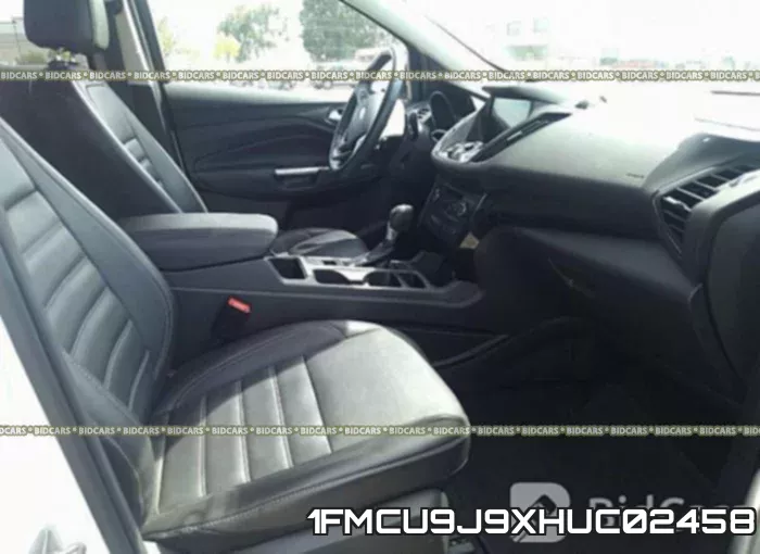 1FMCU9J9XHUC02458 фото 6