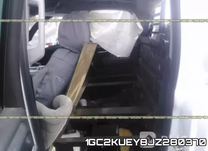 1GC2KUEY8JZ280370 фото 9