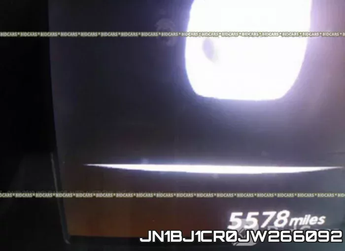 JN1BJ1CR0JW266092 фото 8