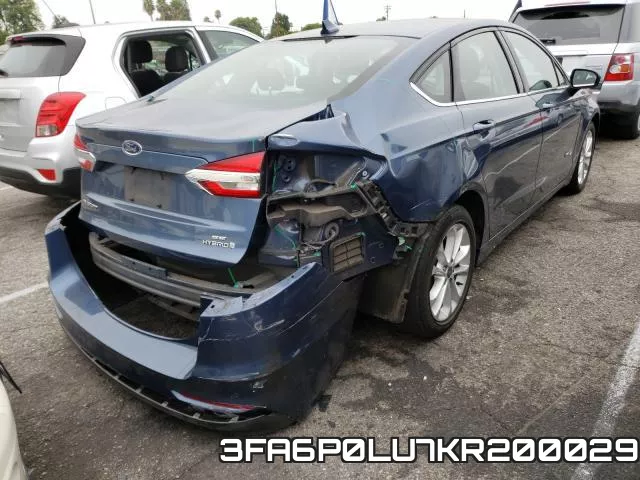 3FA6P0LU7KR200029 фото 5