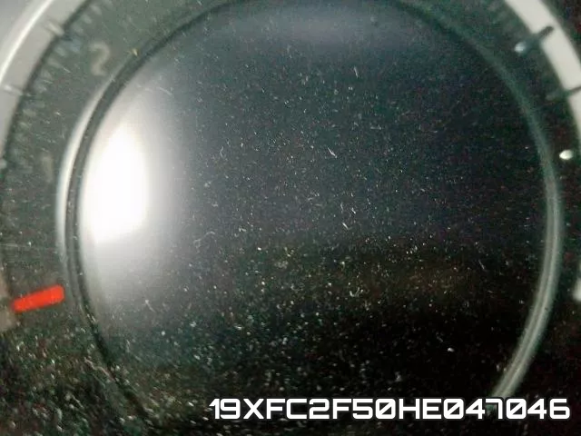 19XFC2F50HE047046 фото 9