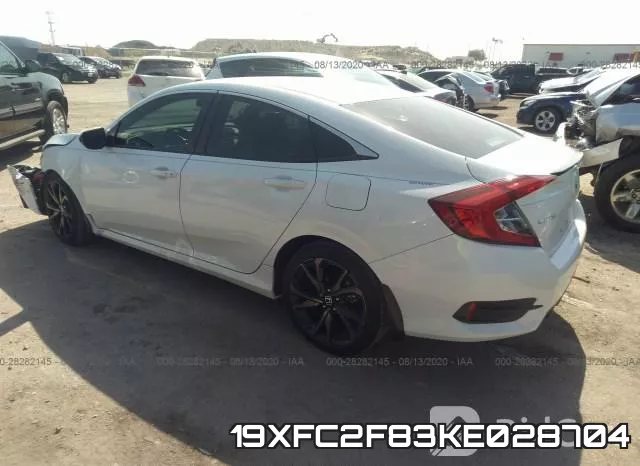 19XFC2F83KE028704 фото 4
