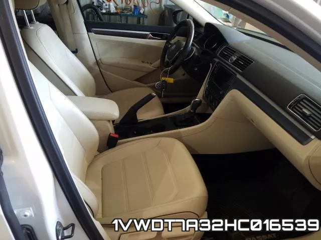 1VWDT7A32HC016539 фото 6