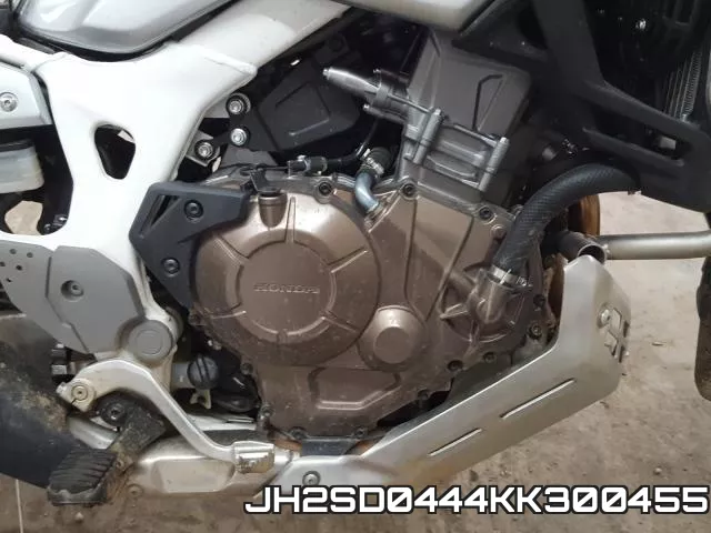 JH2SD0444KK300455 фото 8