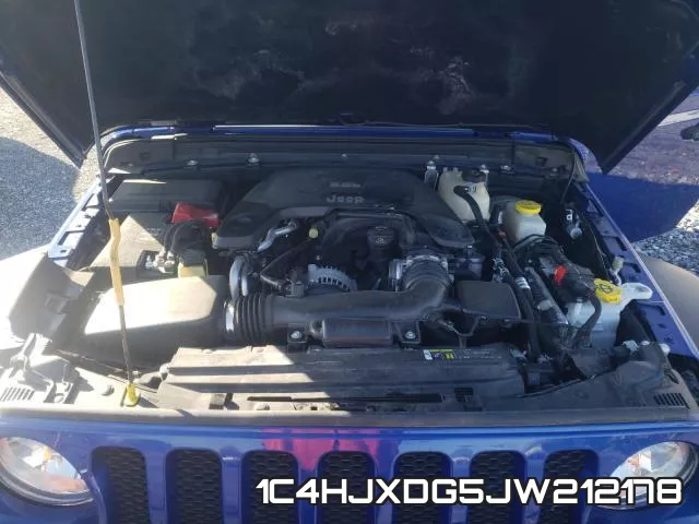 1C4HJXDG5JW212178 фото 8