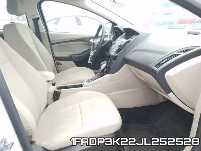 1FADP3K22JL252528 фото 6