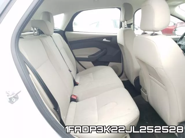 1FADP3K22JL252528 фото 7