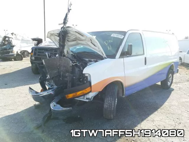 1GTW7AFF5H1914080 фото 3