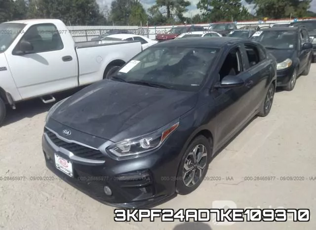 3KPF24AD7KE109370 фото 3