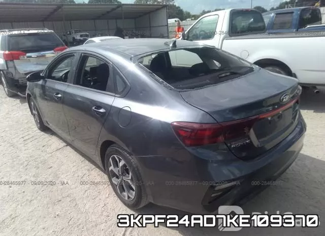 3KPF24AD7KE109370 фото 4