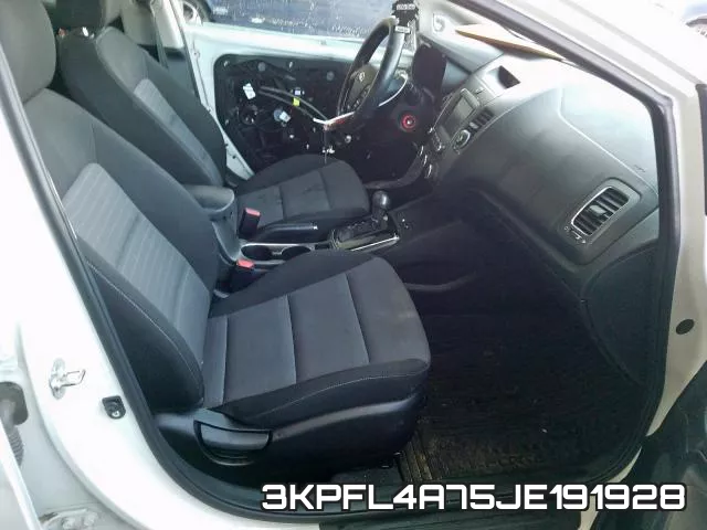3KPFL4A75JE191928 фото 6