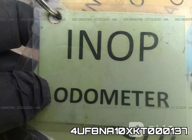 4UF8NA10XKT000137 фото 8