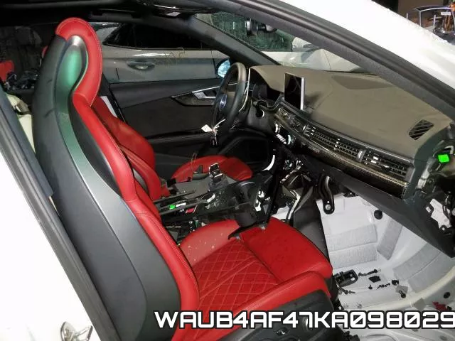 WAUB4AF47KA098029 фото 6