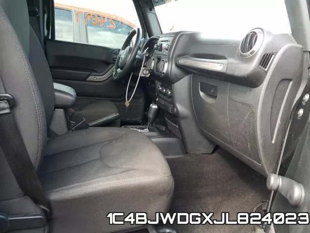 1C4BJWDGXJL824023 фото 6