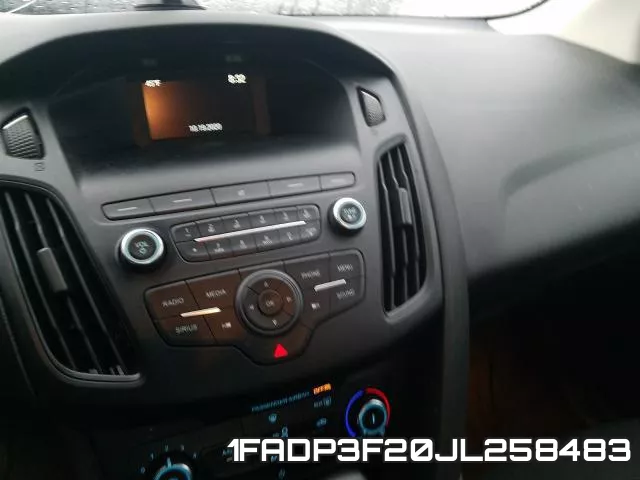 1FADP3F20JL258483 фото 10