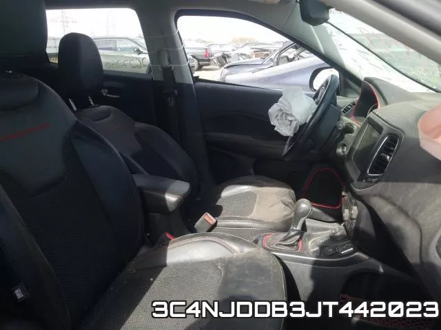 3C4NJDDB3JT442023 фото 6