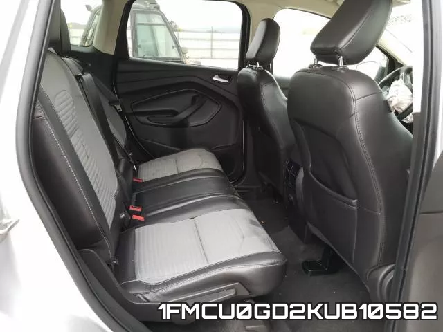 1FMCU0GD2KUB10582 фото 7