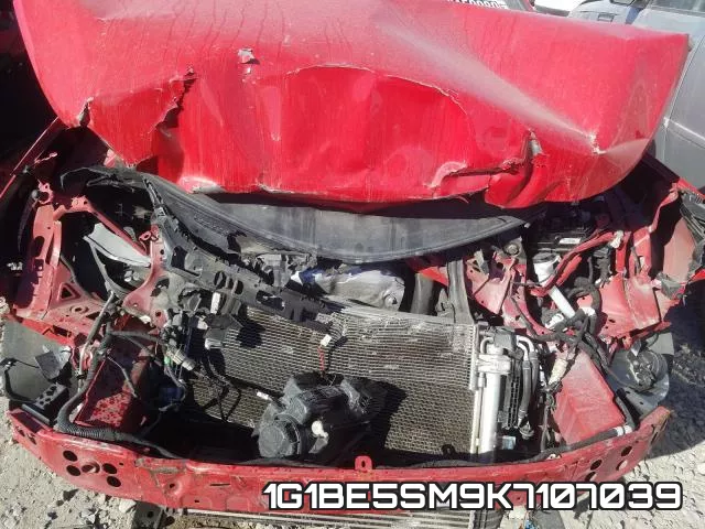 1G1BE5SM9K7107039 фото 8