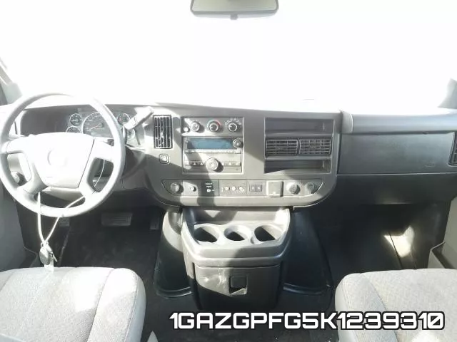 1GAZGPFG5K1239310 фото 10
