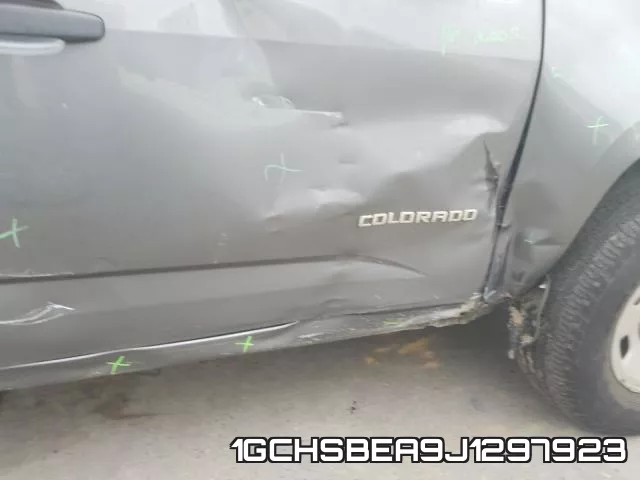 1GCHSBEA9J1297923 фото 10