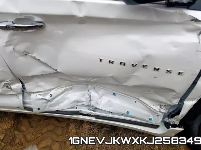 1GNEVJKWXKJ258349 фото 10
