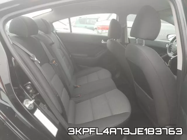 3KPFL4A73JE183763 фото 7