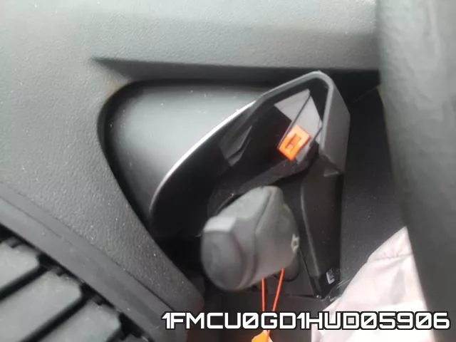 1FMCU0GD1HUD05906 фото 9