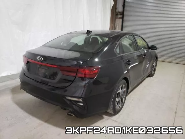 3KPF24AD1KE032656 фото 5
