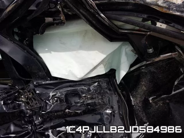 1C4PJLLB2JD584986 фото 6