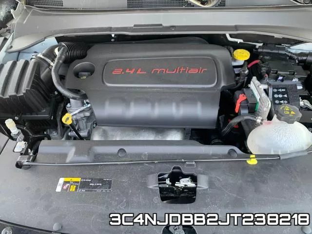 3C4NJDBB2JT238218 фото 8