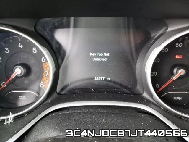 3C4NJDCB7JT440566 фото 8