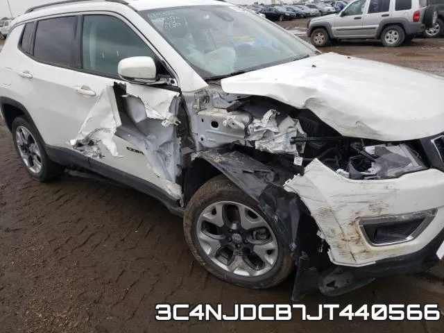 3C4NJDCB7JT440566 фото 9