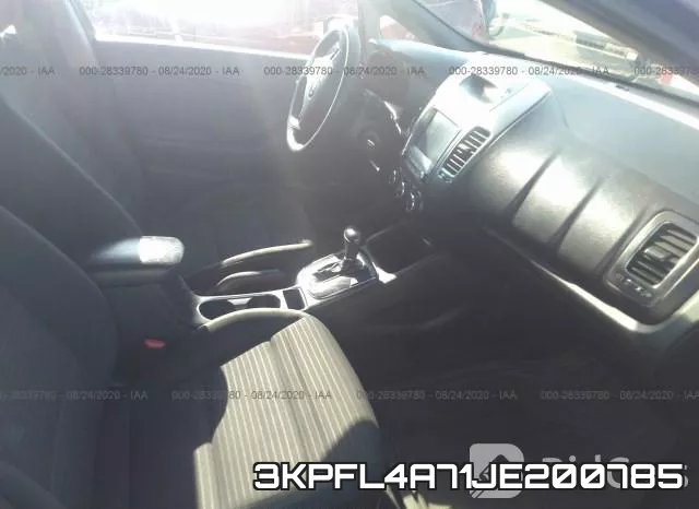3KPFL4A71JE200785 фото 6