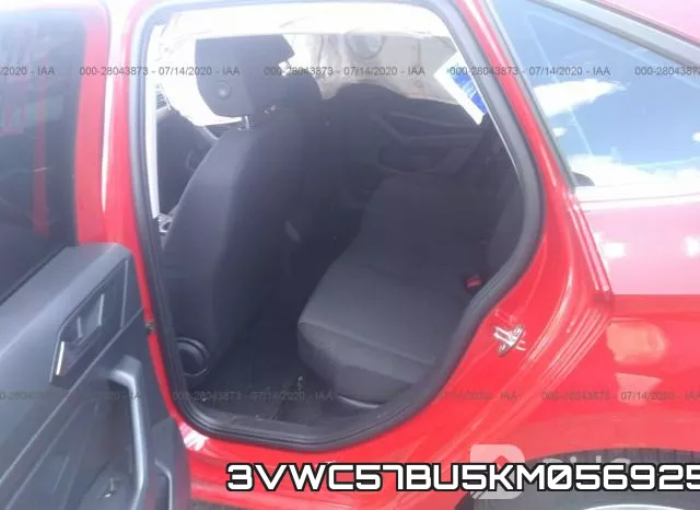 3VWC57BU5KM056925 фото 9