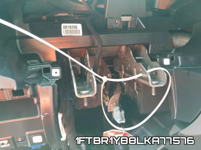 1FTBR1Y88LKA77576 фото 9
