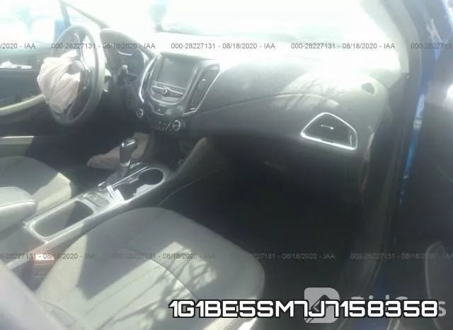 1G1BE5SM7J7158358 фото 6