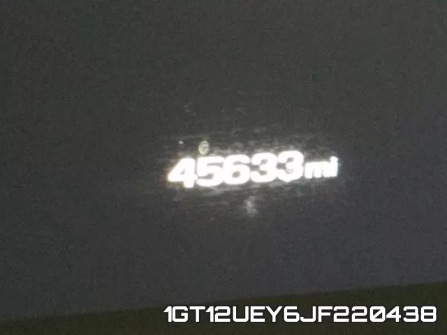 1GT12UEY6JF220438 фото 9