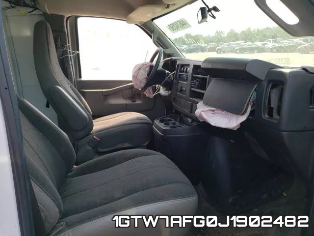 1GTW7AFG0J1902482 фото 6