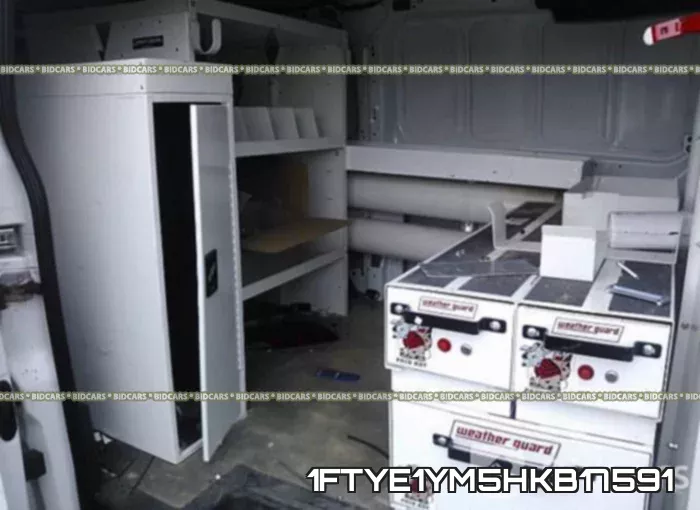 1FTYE1YM5HKB17591 фото 9