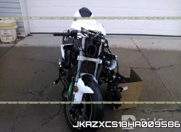 JKAZXCS18HA009586 фото 6