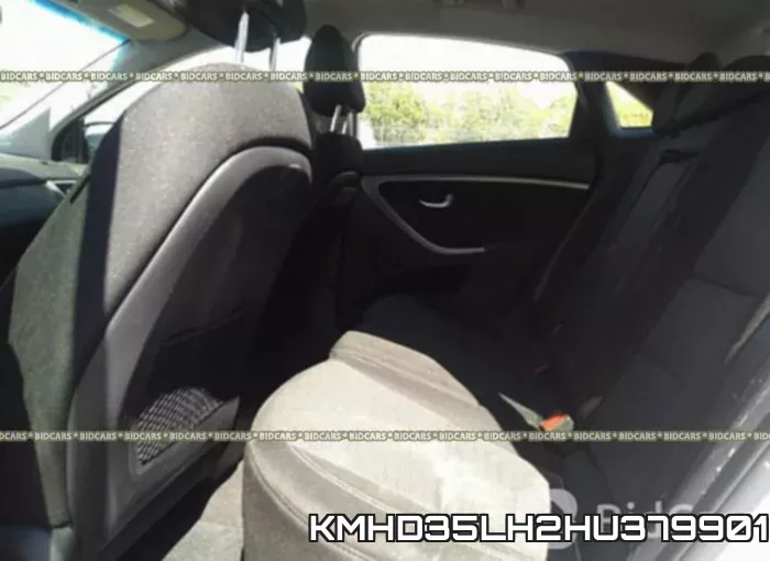 KMHD35LH2HU379901 фото 9