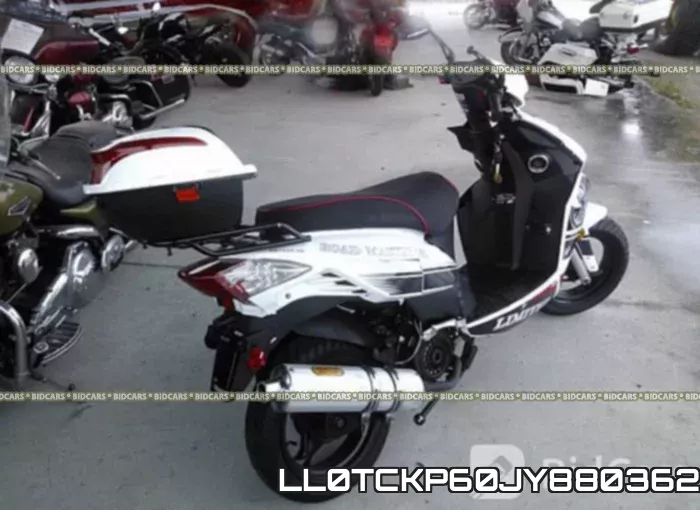 LL0TCKP60JY880362 фото 5